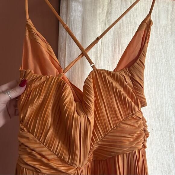 En Saison Illianna Maxi Long Dress High Low Asymmetrical Orange NEW Size S - Picture 6 of 10